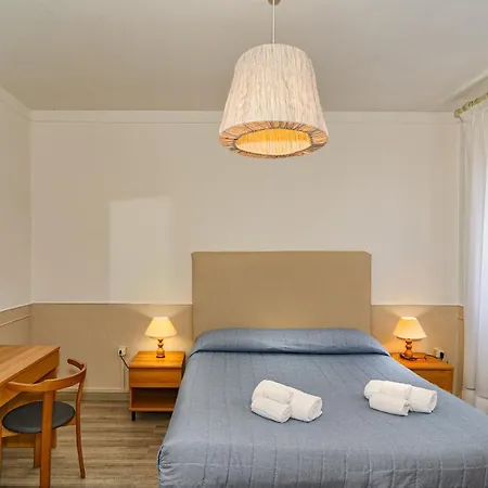 Hotel Ambra 2*