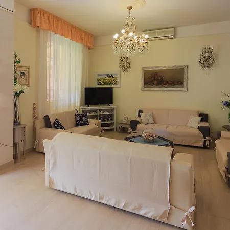 Ambra 2* Forte dei Marmi