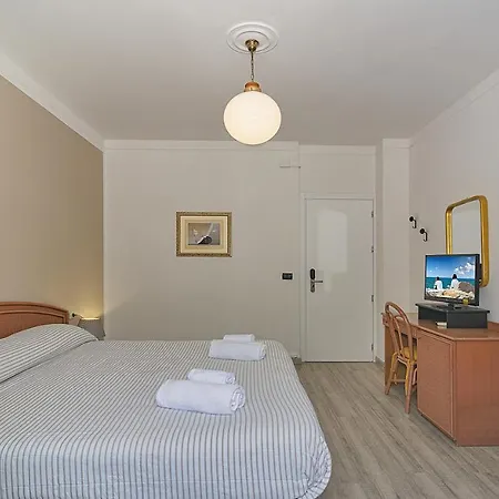 Ambra Otel 2*