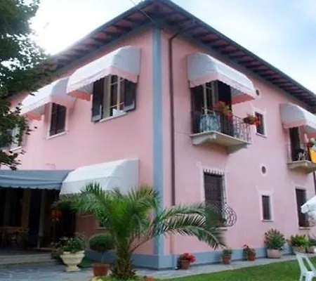 Szálloda Ambra Forte dei Marmi